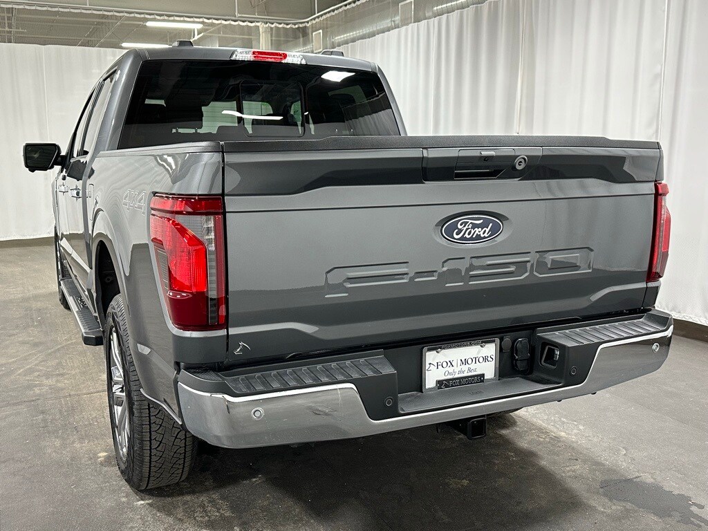 2025 Ford F-150 XLT photo 2