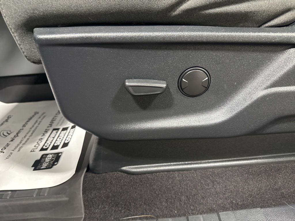2023 Ford F-150 XLT - Photo 20