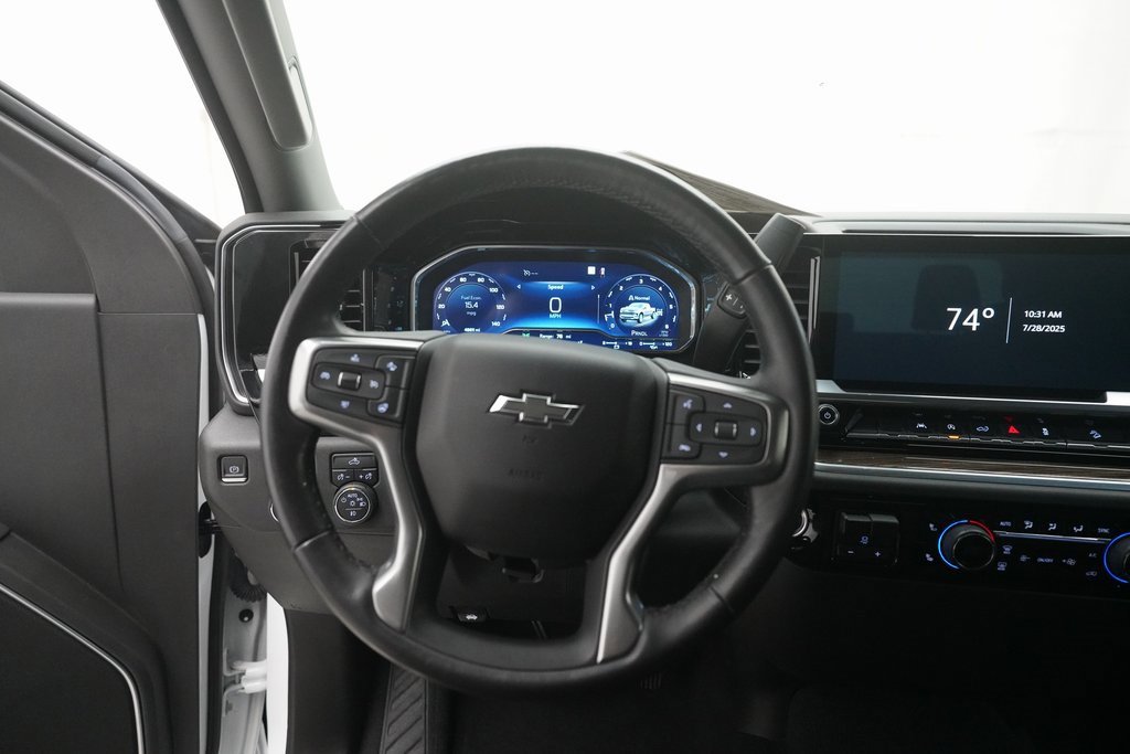 2022 Chevrolet Silverado 1500 RST photo 4