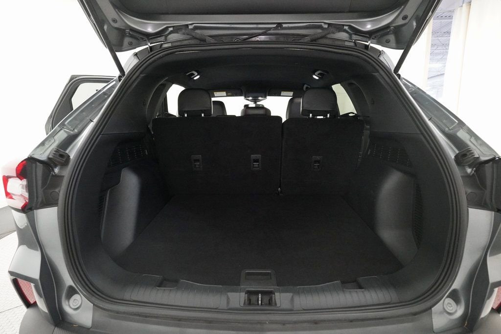 2025 Ford Escape ST-Line - Photo 10