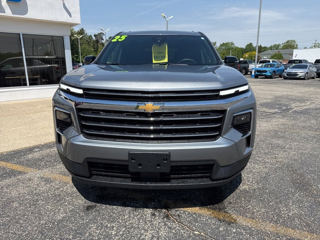 Certified 2025 Chevrolet Traverse LT with VIN 1GNEVGRS4SJ141470 for sale in Caledonia, MI