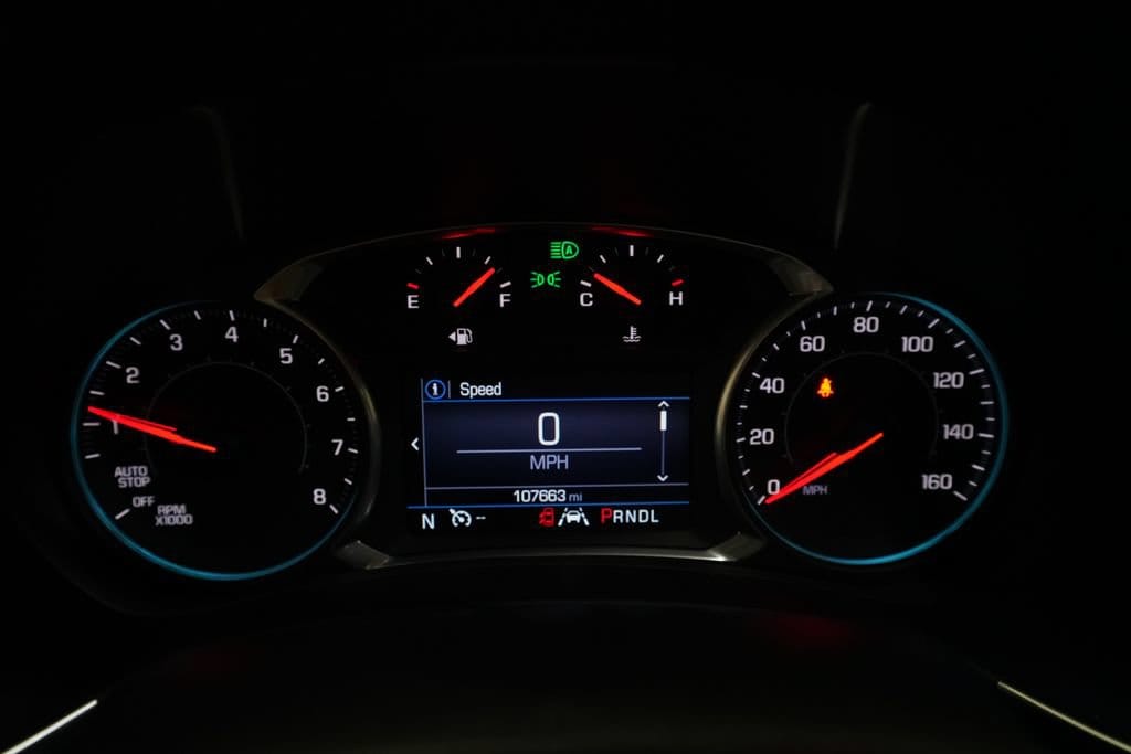 Used 2020 Chevrolet Equinox LT with VIN 2GNAXUEV0L6206594 for sale in Caledonia, MI