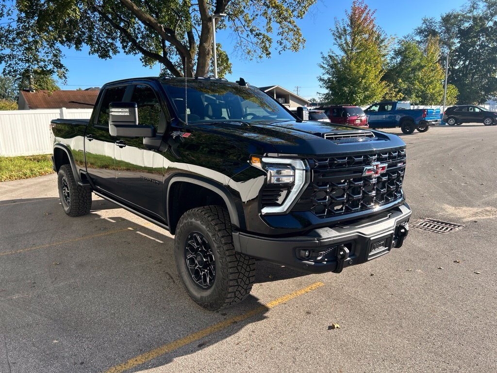 Used 2025 Chevrolet Silverado 2500 HD ZR2 Truck