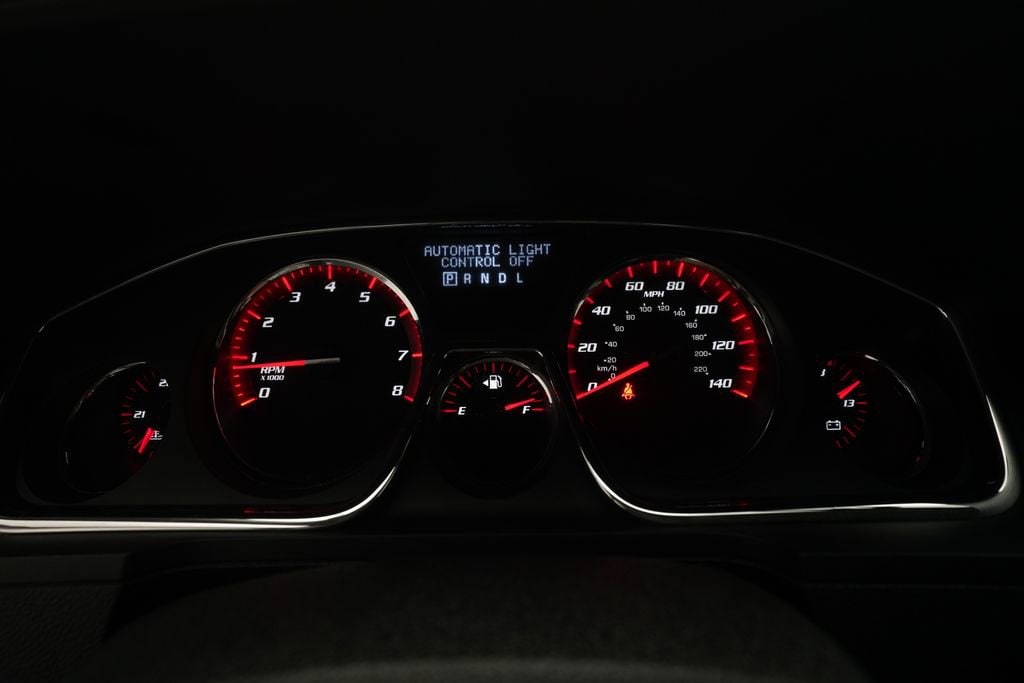 Used 2015 GMC Acadia SLE2 with VIN 1GKKVPKD7FJ167420 for sale in Caledonia, MI