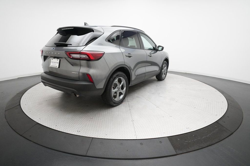 2025 Ford Escape ST-Line - Photo 35