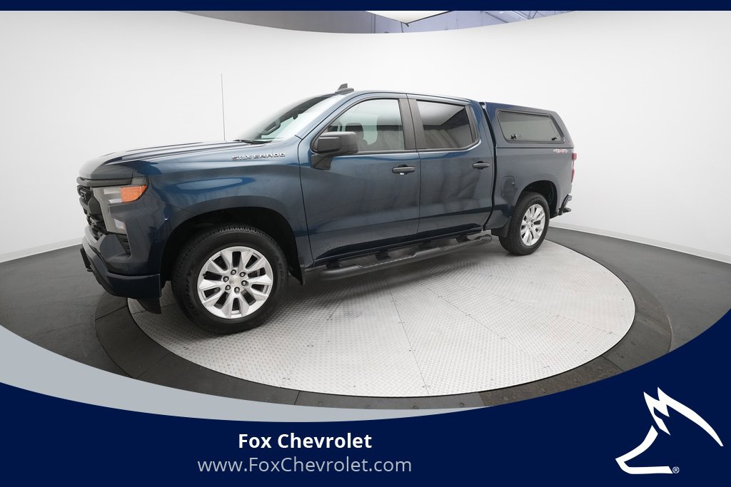 2022 Chevrolet Silverado Custom's photo