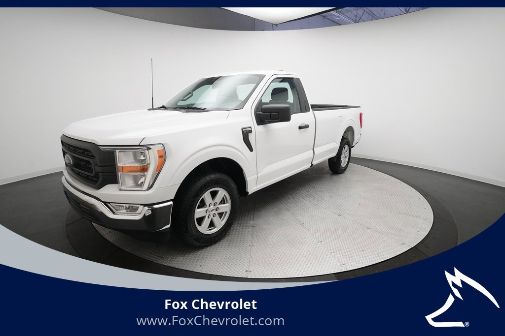 2021 Ford F-150 XL's photo