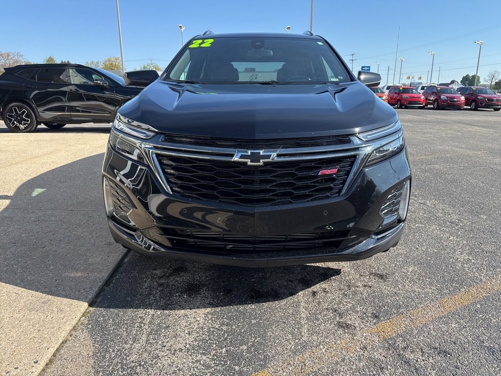 Certified 2022 Chevrolet Equinox RS with VIN 2GNAXWEV9N6108260 for sale in Caledonia, MI