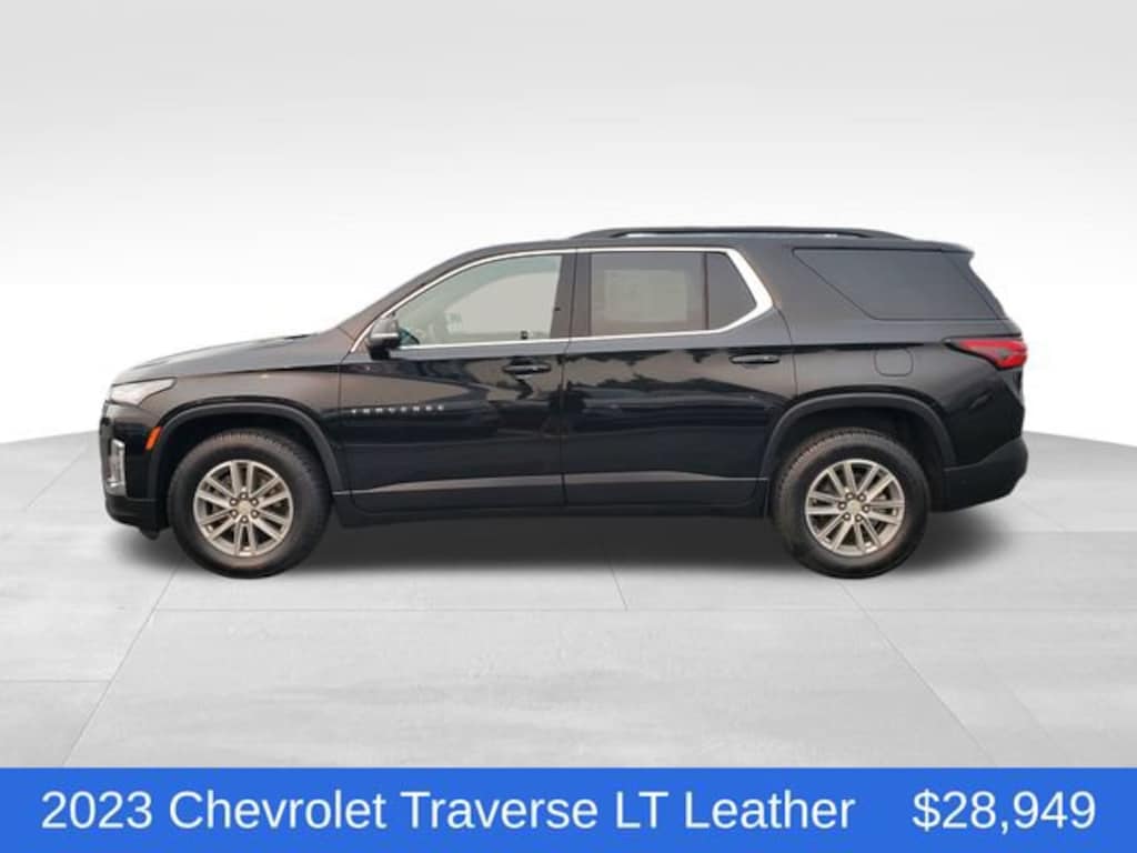 Used 2023 Chevrolet Traverse LT Leather SUV
