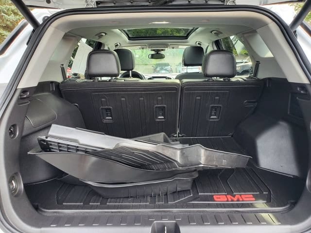 2022 GMC Terrain SLT - Photo 12