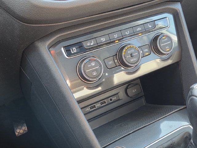 2020 Volkswagen Tiguan SEL - Photo 29