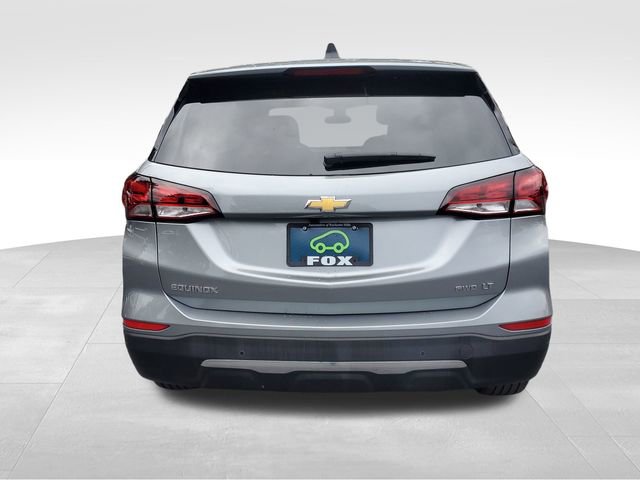 2024 Chevrolet Equinox LT photo 3