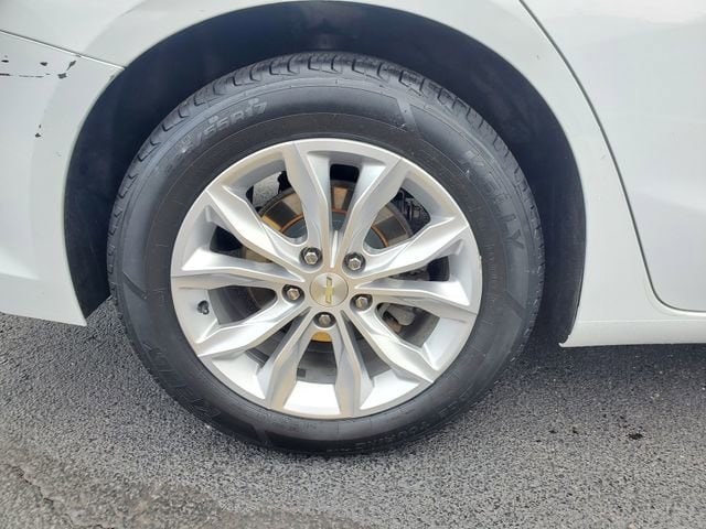 2019 Chevrolet Malibu 1LT - Photo 9