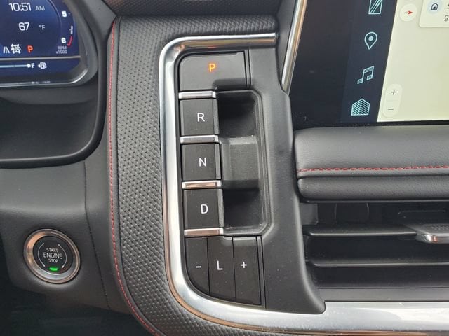 2024 Chevrolet Suburban RST - Photo 39