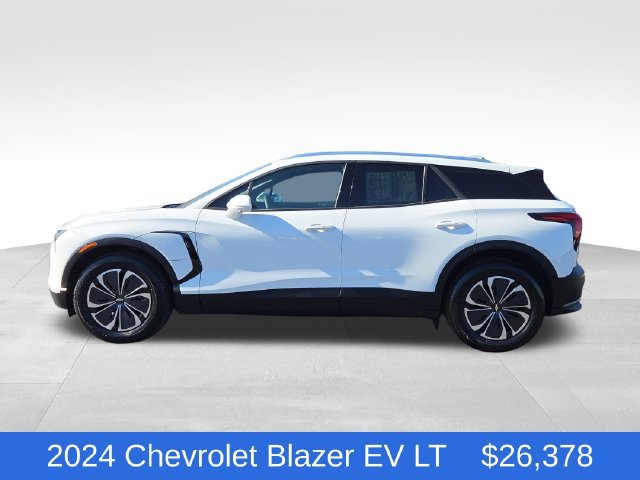 Used 2024 Chevrolet Blazer EV LT with VIN 3GNKDBRJ4RS258605 for sale in Rochester Hills, MI