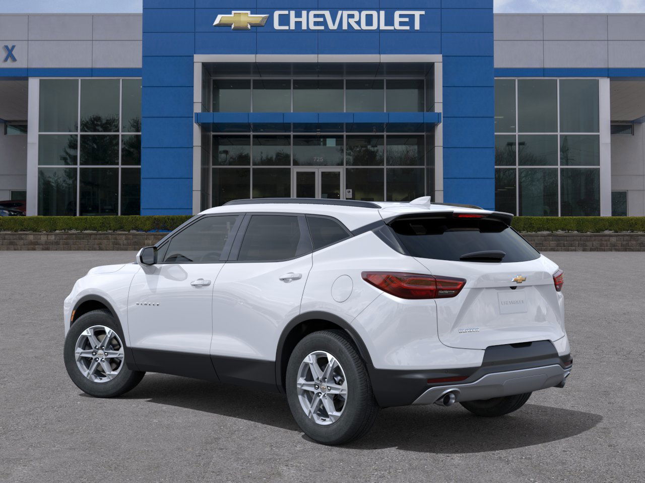 2025 Chevrolet Blazer 2LT photo 2