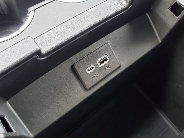 2024 Chevrolet Suburban RST - Photo 36