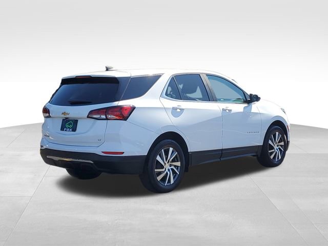 2024 Chevrolet Equinox LT photo 3