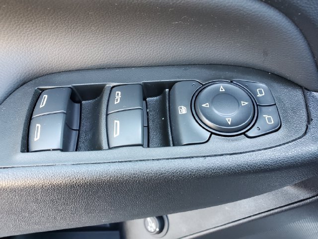 2024 Chevrolet Equinox LT - Photo 17