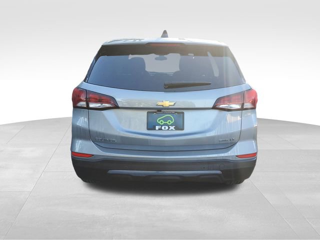 2024 Chevrolet Equinox LT photo 3