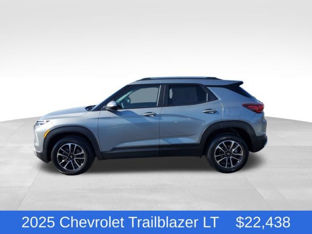 Used 2025 Chevrolet Trailblazer LT SUV