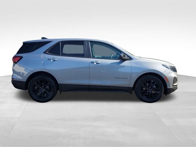 2024 Chevrolet Equinox LS - Photo 6
