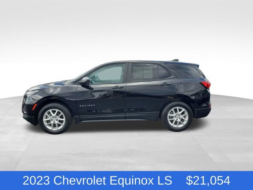 Used 2023 Chevrolet Equinox LS SUV