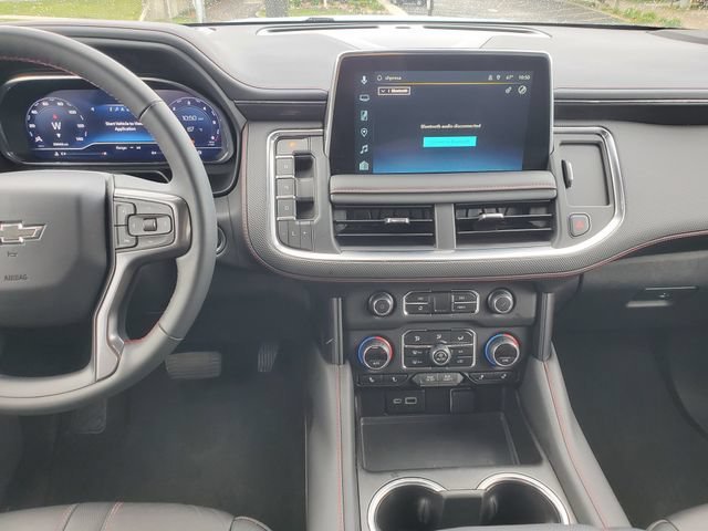 2024 Chevrolet Suburban RST - Photo 19