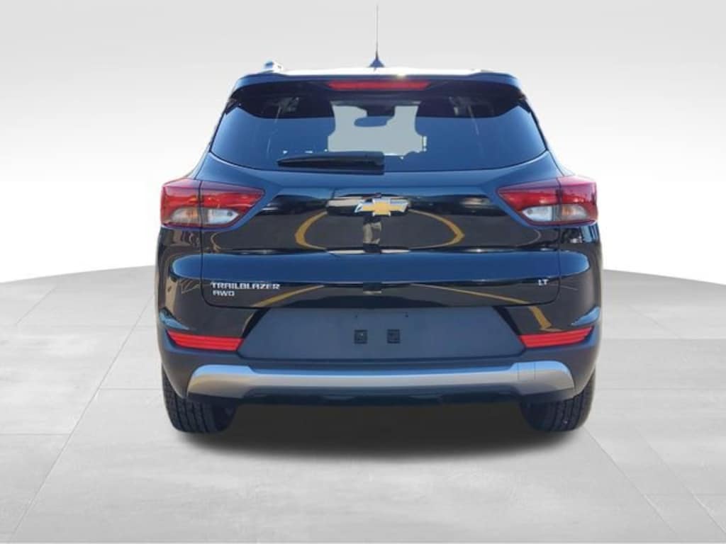 Used 2025 Chevrolet Trailblazer LT SUV