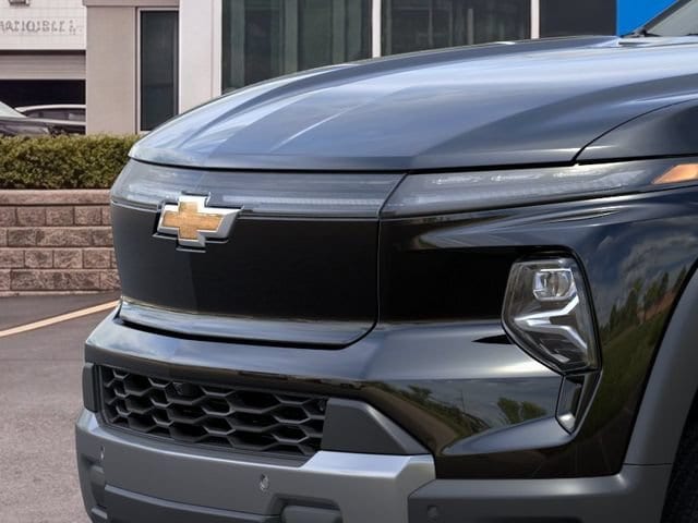 2026 Chevrolet Silverado EV LT - Photo 13