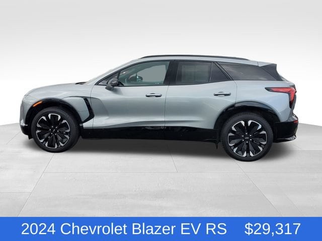 Used 2024 Chevrolet Blazer EV RS with VIN 3GNKDCRJXRS243564 for sale in Rochester Hills, MI