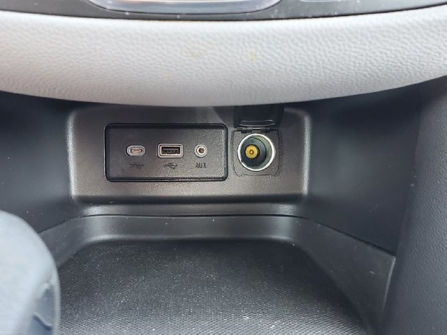 2024 Chevrolet Equinox LS - Photo 32