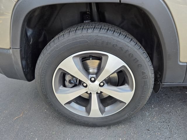 2021 Jeep Cherokee Limited - Photo 8