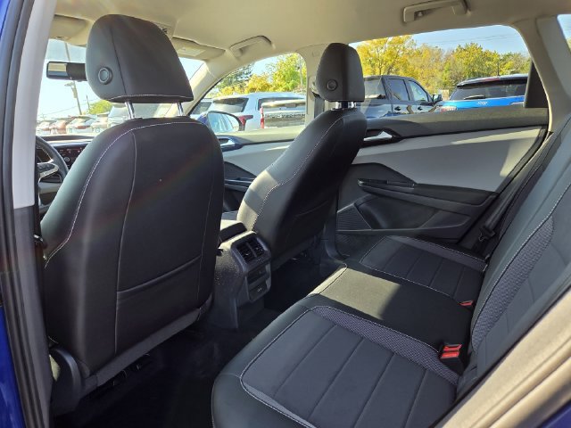 2022 Volkswagen Taos SE - Photo 12