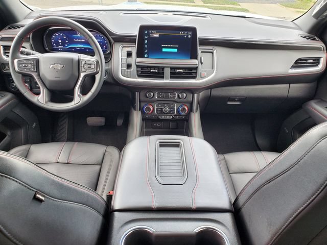 2024 Chevrolet Suburban RST - Photo 17