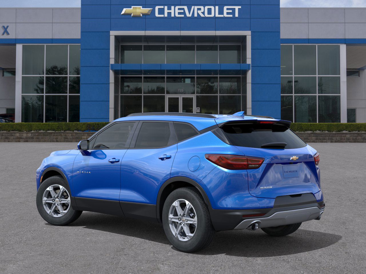 2025 Chevrolet Blazer 2LT photo 2