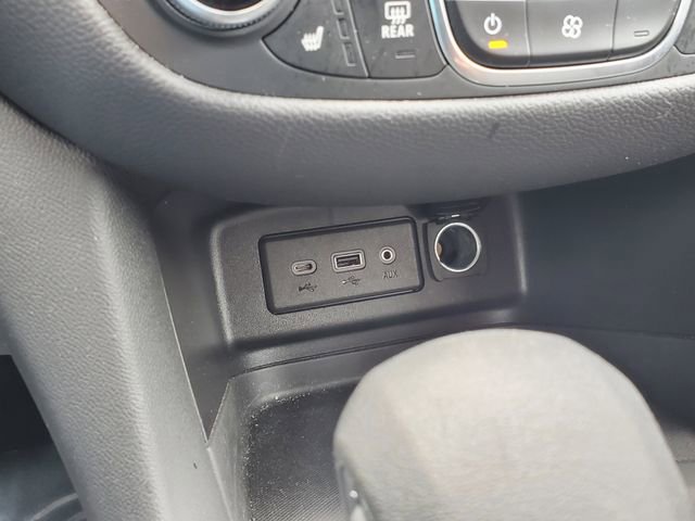 2024 Chevrolet Equinox LT - Photo 33