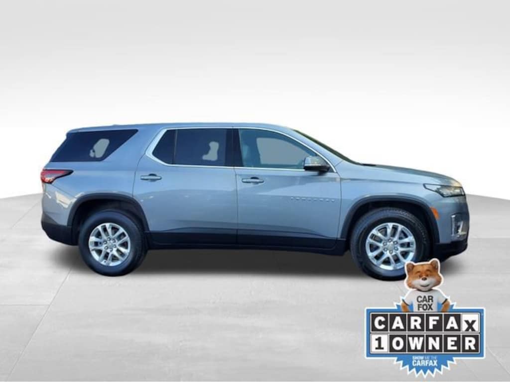 Used 2023 Chevrolet Traverse LS SUV