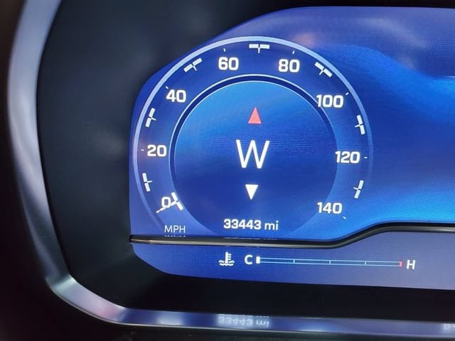 2024 Chevrolet Suburban RST - Photo 30