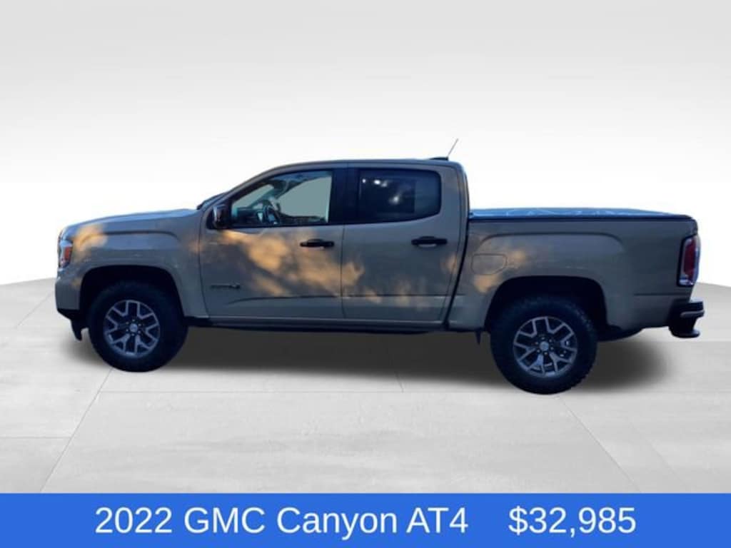 Used 2022 GMC Canyon AT4 - Cloth Truck