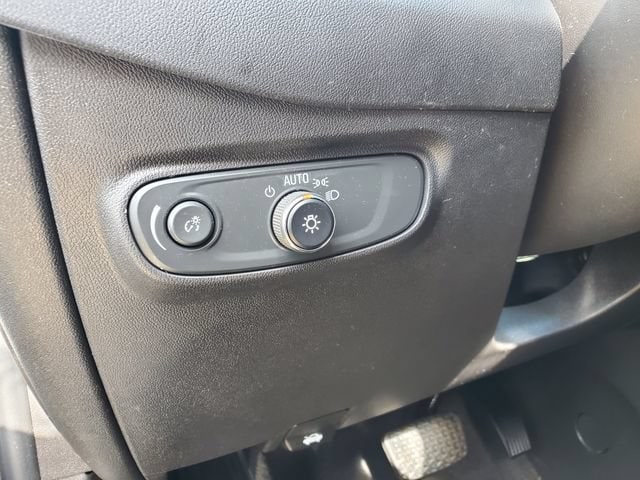 2024 Chevrolet Equinox LT - Photo 25