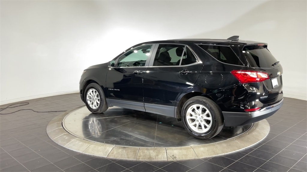 Used 2021 Chevrolet Equinox LT with VIN 3GNAXKEV0ML363124 for sale in Chicago, IL