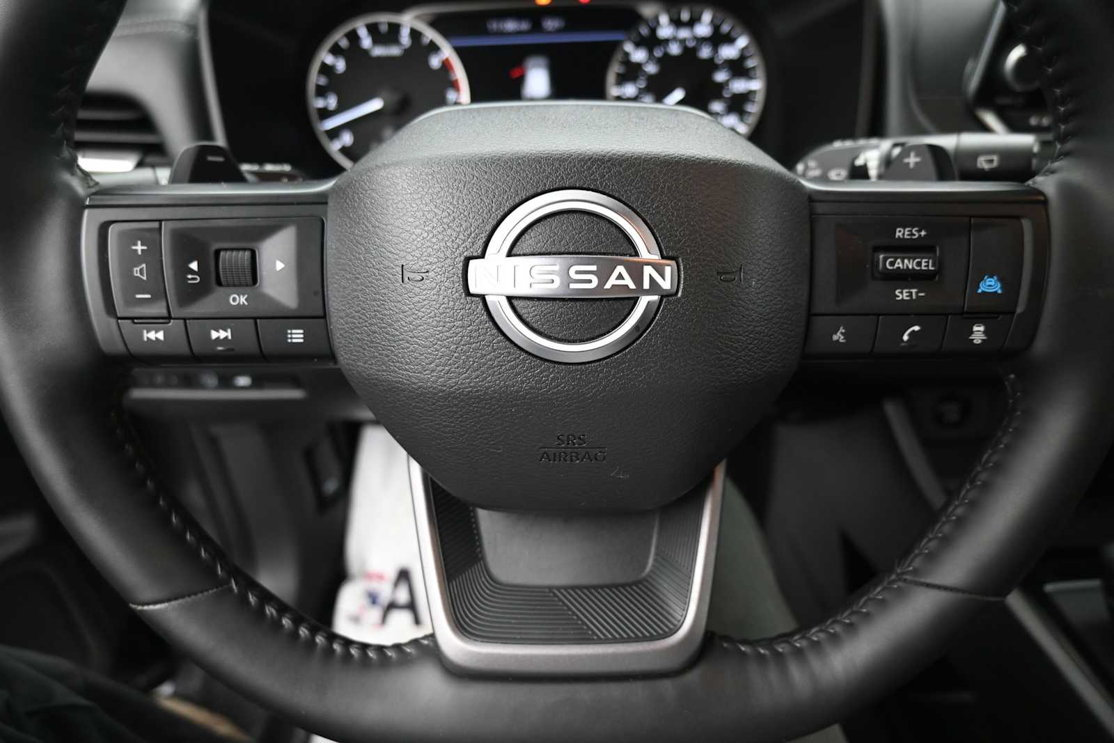 2025 Nissan Rogue SV - Photo 6