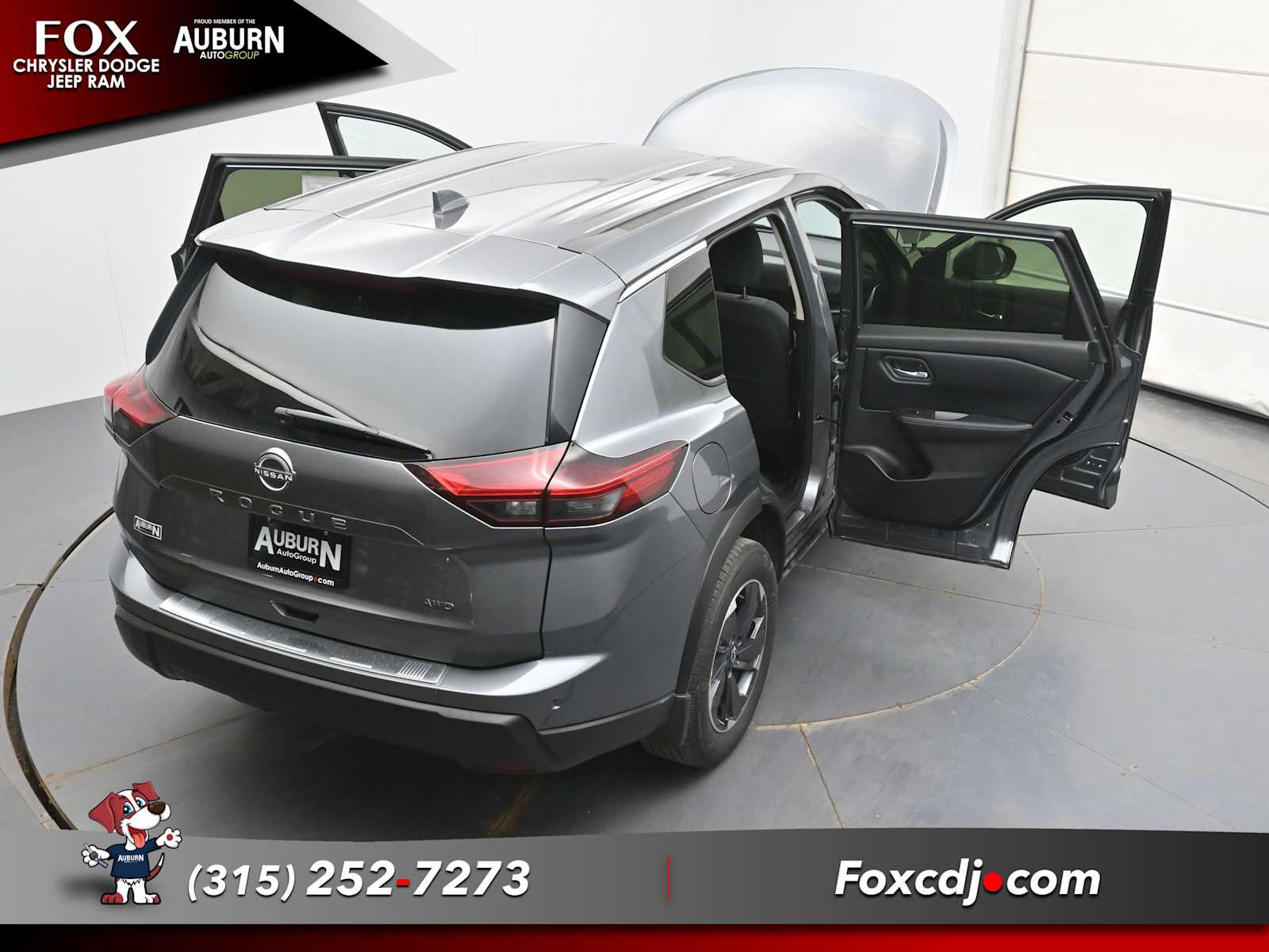 2025 Nissan Rogue SV - Photo 40