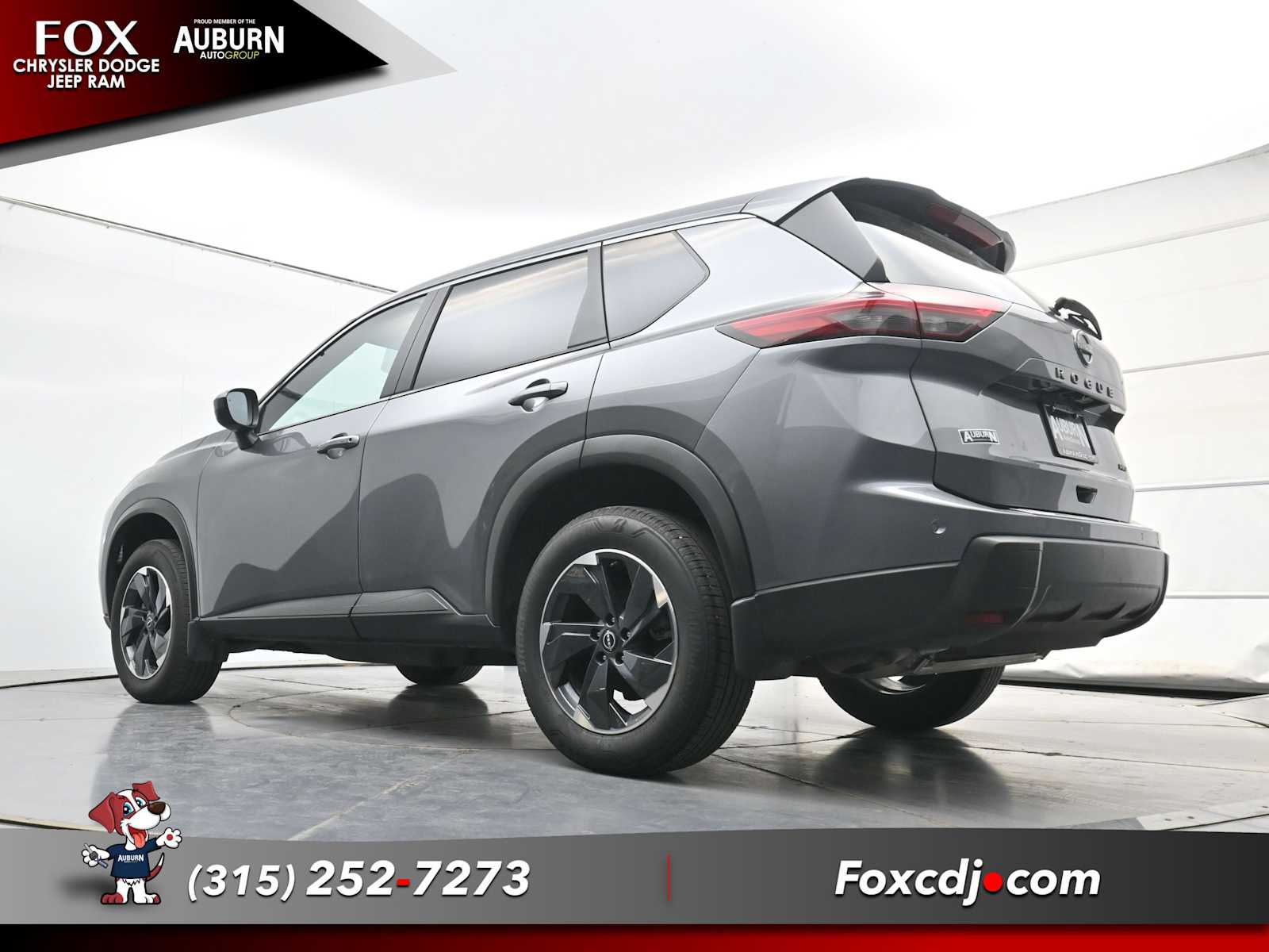 2025 Nissan Rogue SV - Photo 23