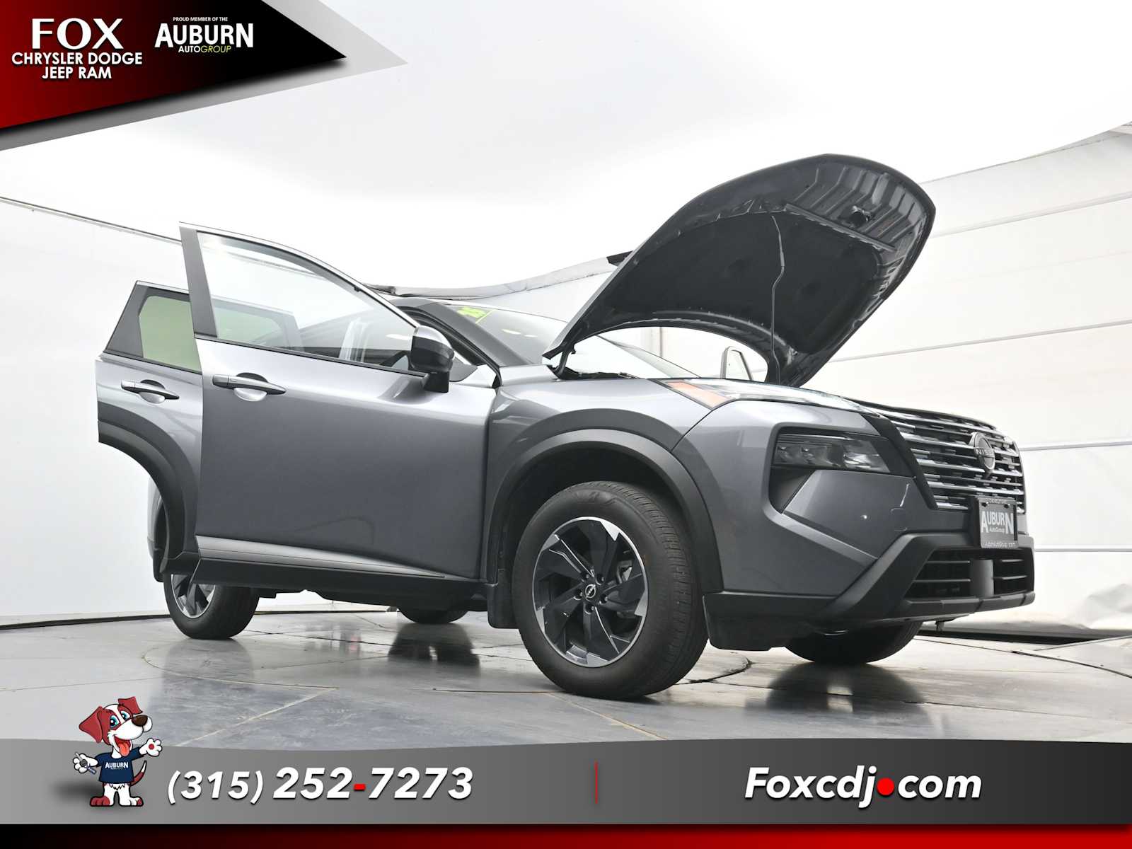 2025 Nissan Rogue SV - Photo 35