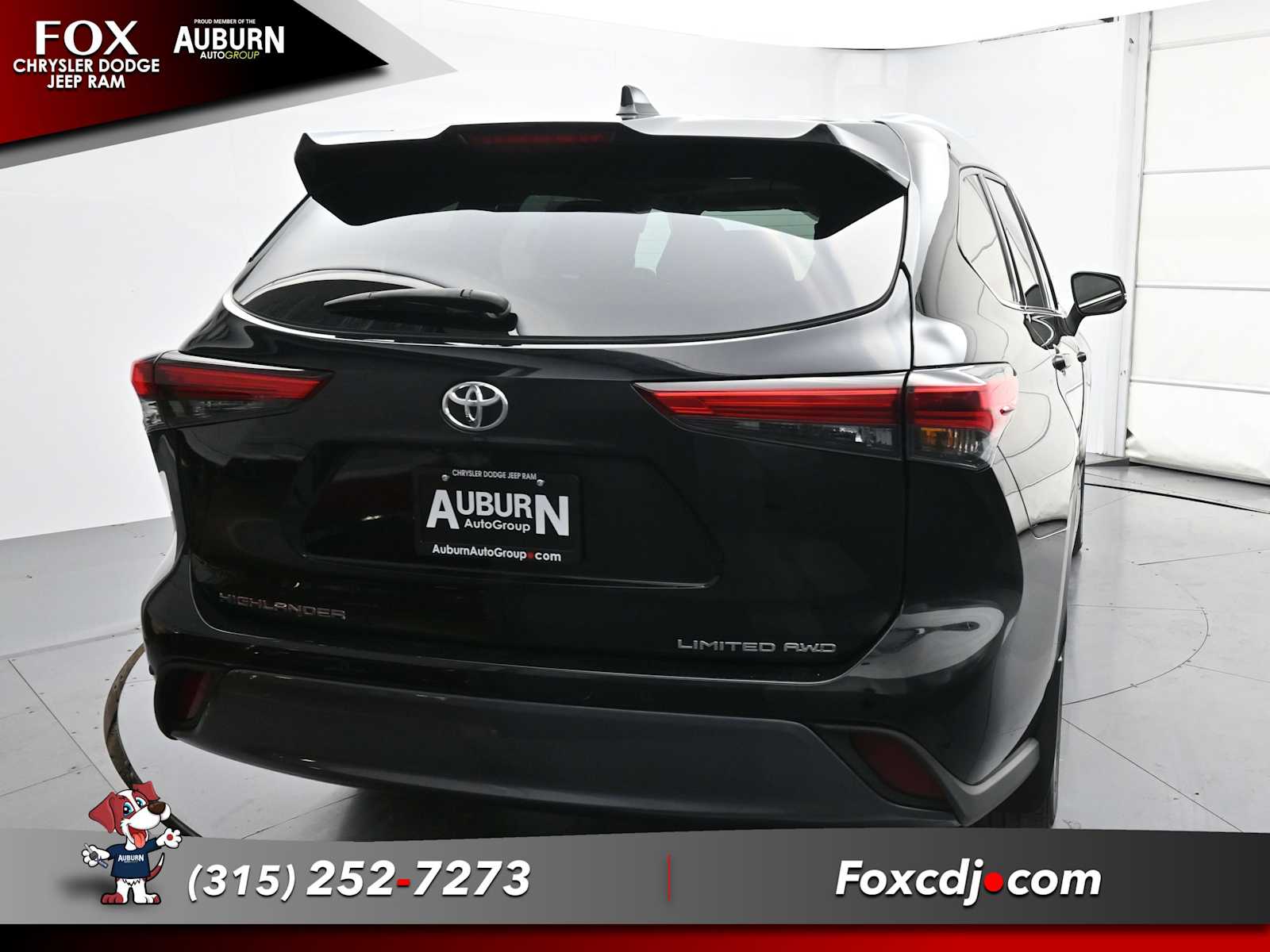 2023 Toyota Highlander Limited photo 3