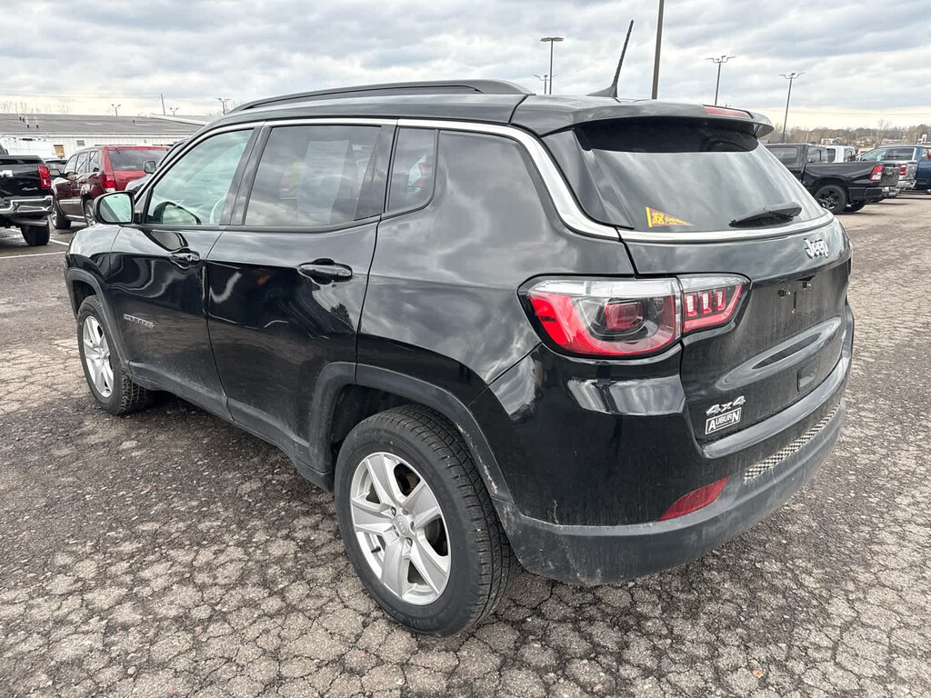 Used 2022 Jeep Compass Latitude SUV