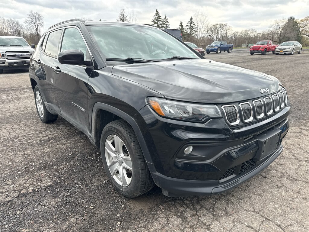 Used 2022 Jeep Compass Latitude SUV