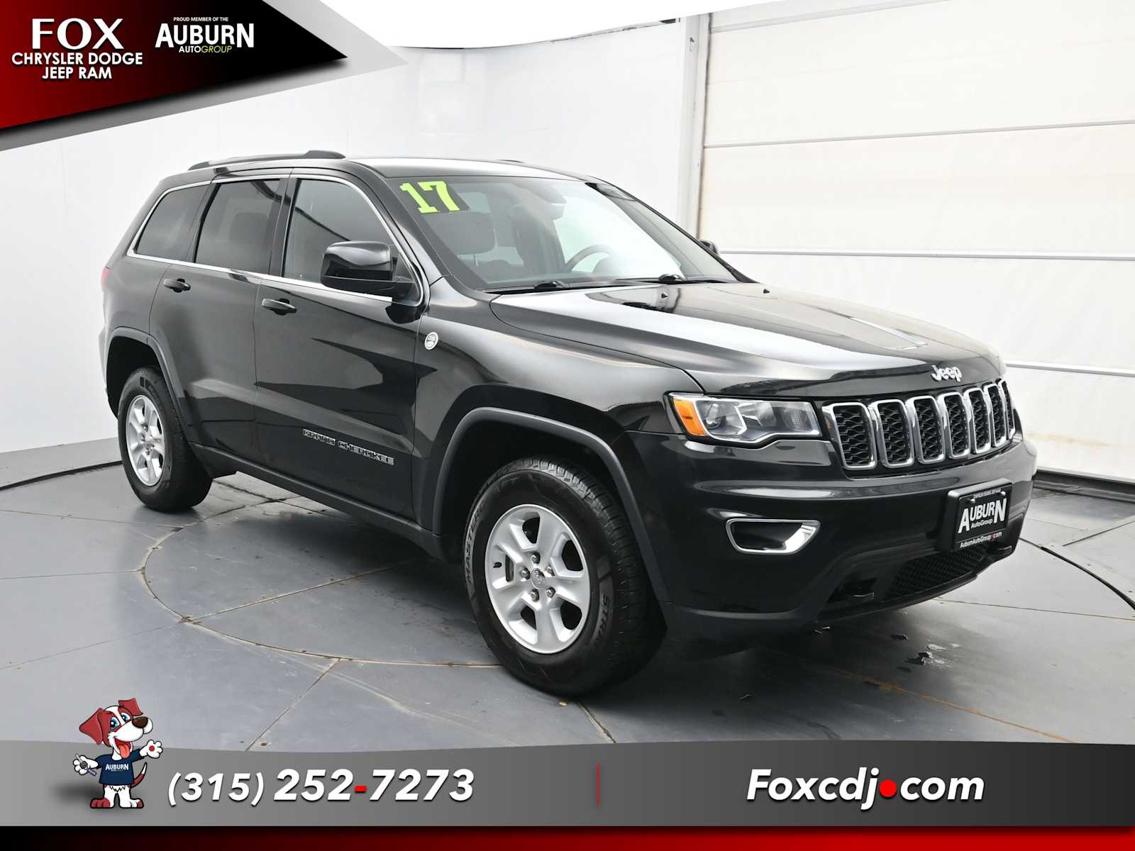 Used 2017 Jeep Grand Cherokee Laredo E with VIN 1C4RJFAG1HC951157 for sale in Auburn, NY